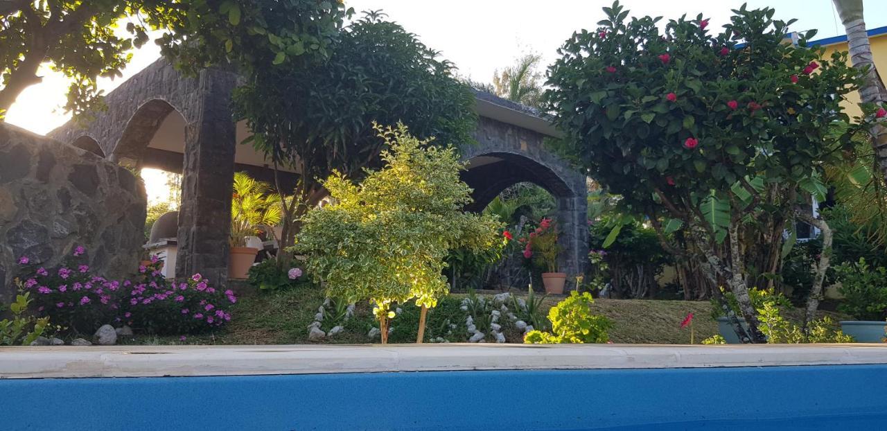 Tibambari Hotel Bouchon Buitenkant foto