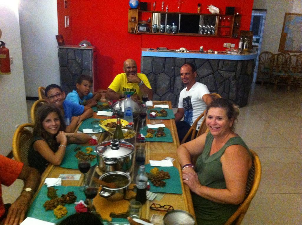 Tibambari Hotel Bouchon Buitenkant foto